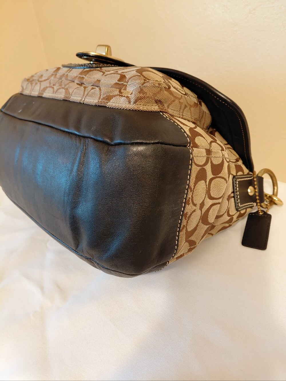 Coach Legacy Ali Signature Turnlock Shoulder Bag With COA - Picture 9 of 15
